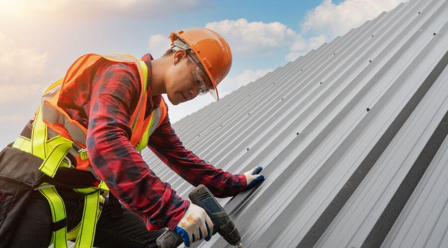 Professional gutter cleaning in Washingtonville, PA